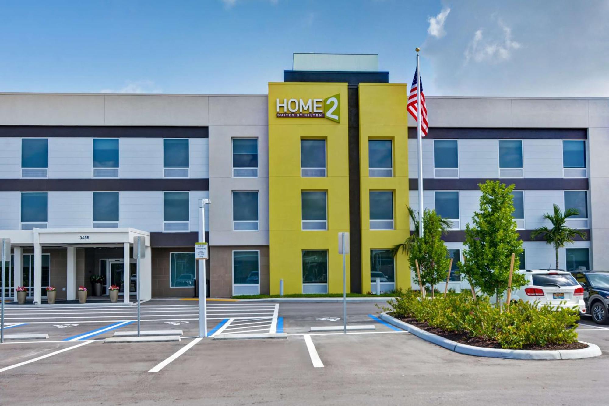 Home2 Suites By Hilton Naples I-75 Pine Ridge Road Vineyards Exterior photo
