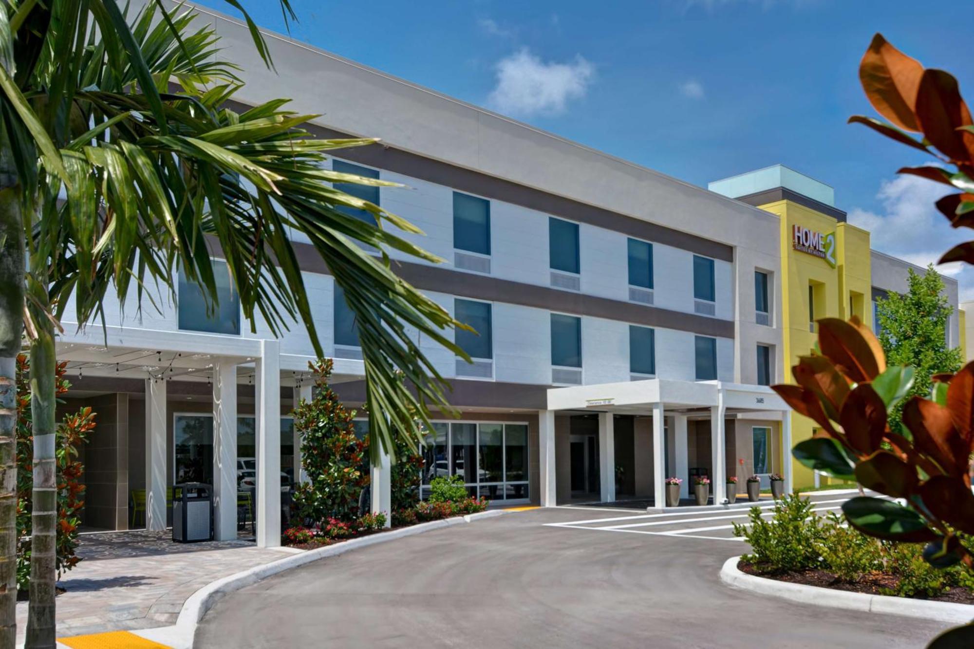 Home2 Suites By Hilton Naples I-75 Pine Ridge Road Vineyards Exterior photo