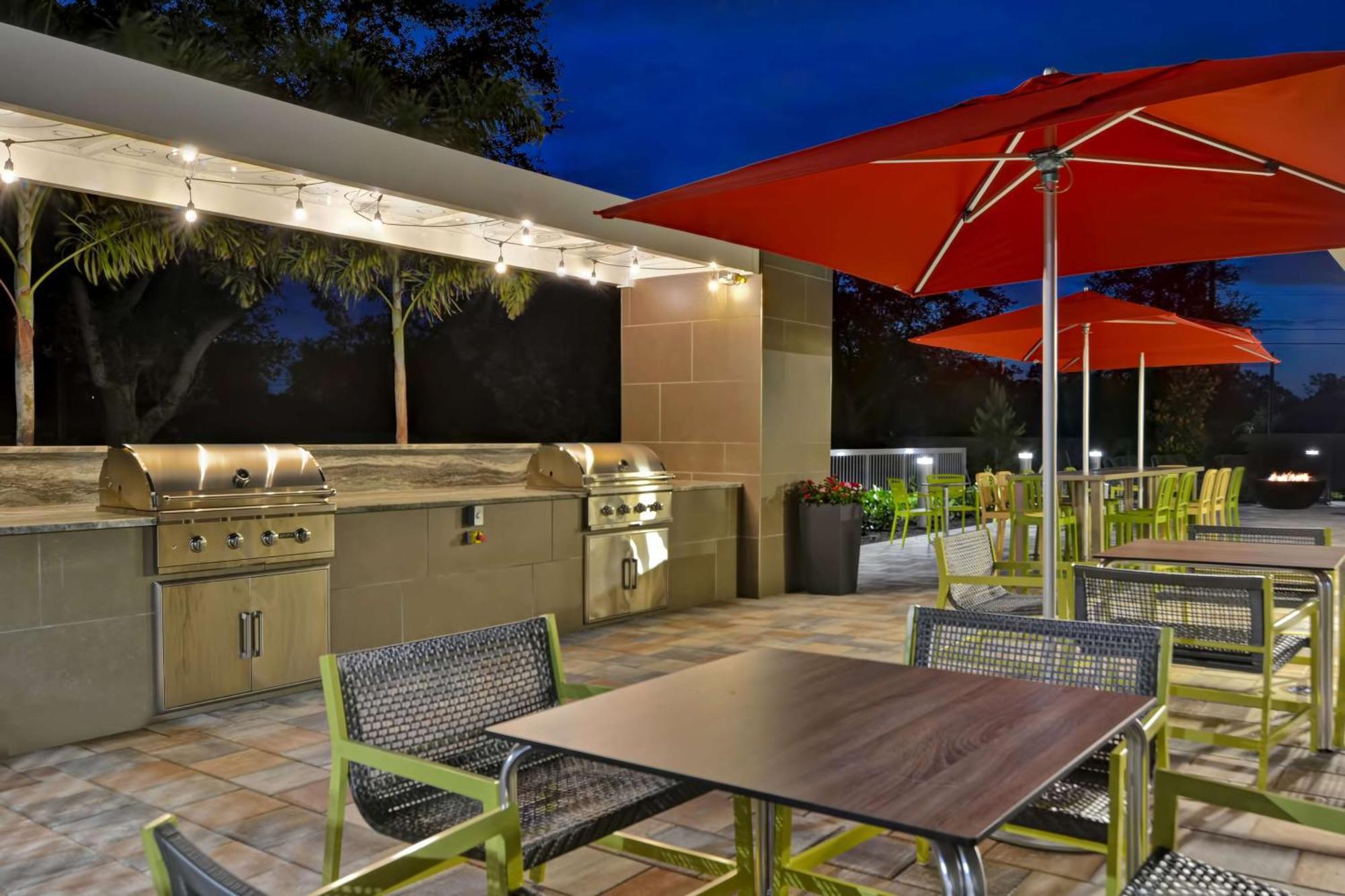 Home2 Suites By Hilton Naples I-75 Pine Ridge Road Vineyards Exterior photo