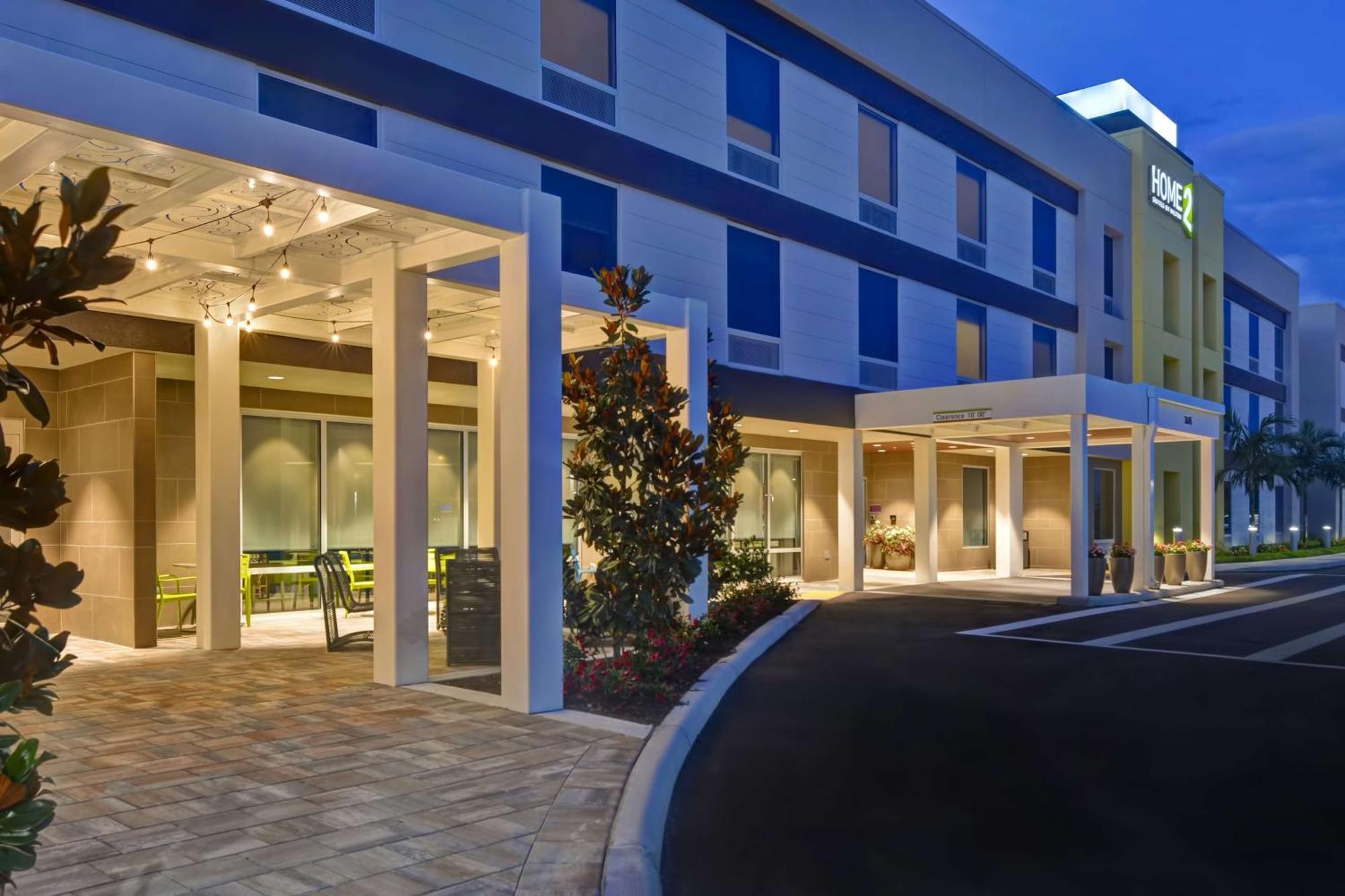 Home2 Suites By Hilton Naples I-75 Pine Ridge Road Vineyards Exterior photo